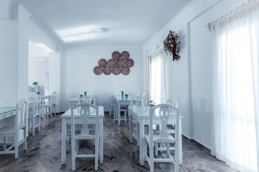 Selini Ηotel (Adults Only) Камари Экстерьер фото